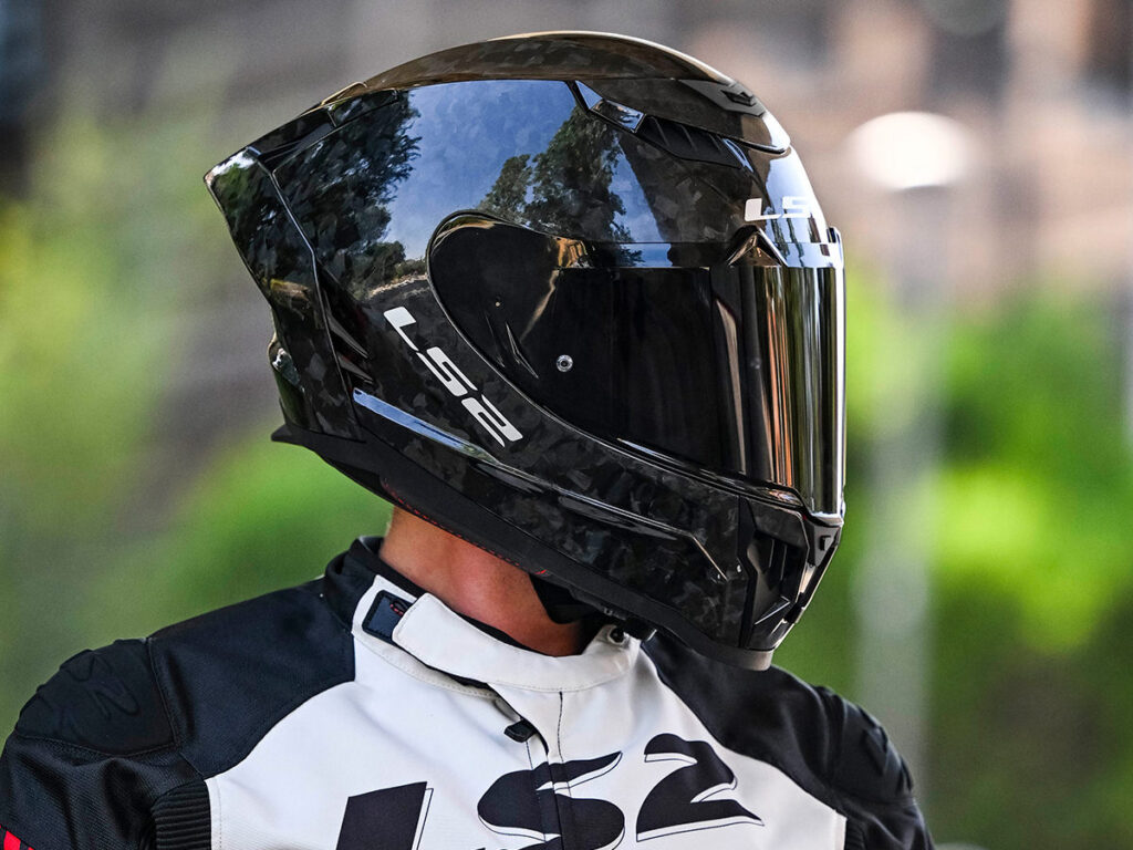 LRA Moto supply the LS2 Dragon range of crash helmets – find us as all NG Road Racing rounds in 2026